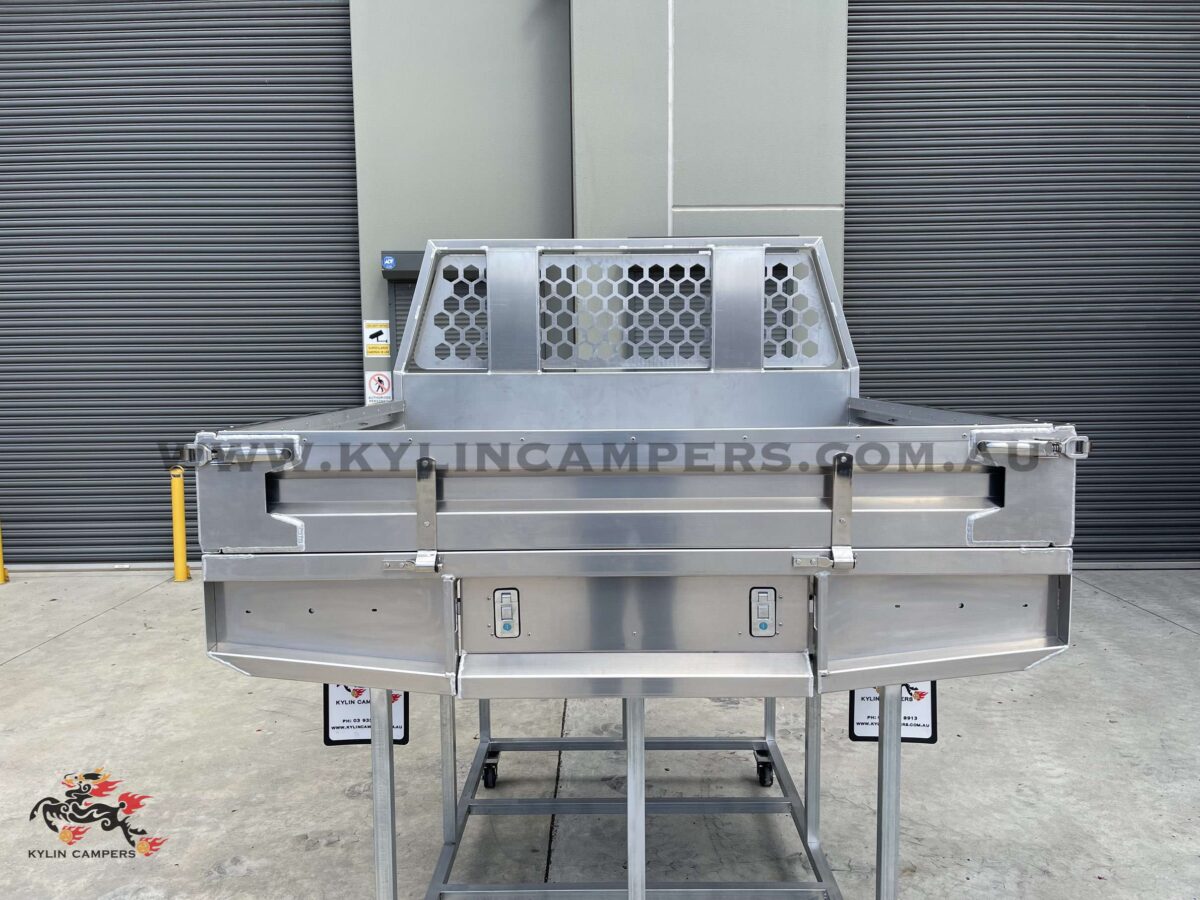 Dual Cab Aluminium Ute Tray - SilverKylin Campers